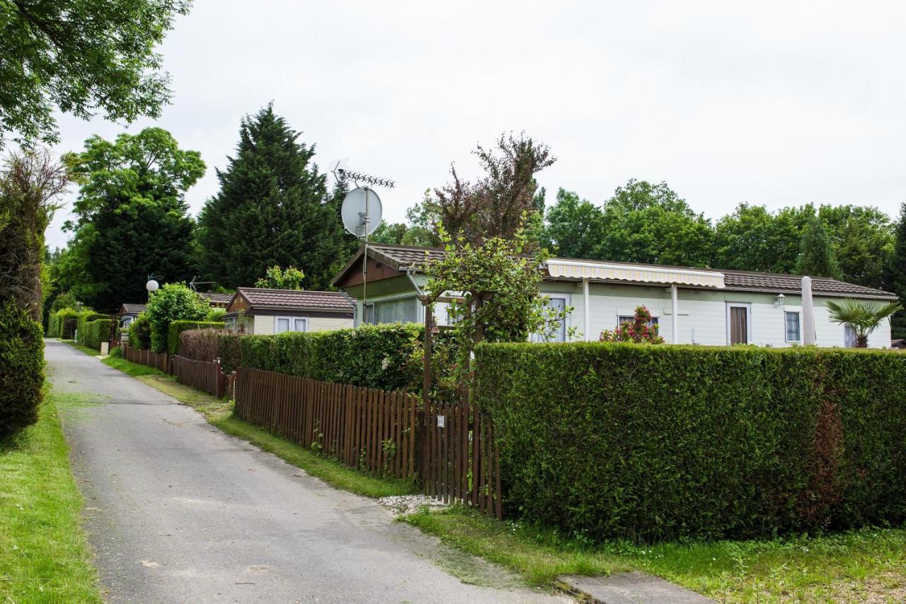 Camping Des Bondons Jouarre Exterior foto